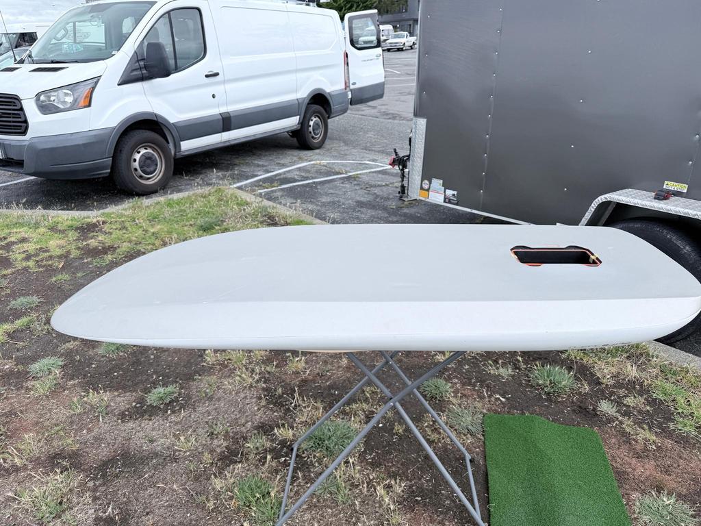 S4 Fliteboard White Icon Fiberglass Used (FBD25052K223)